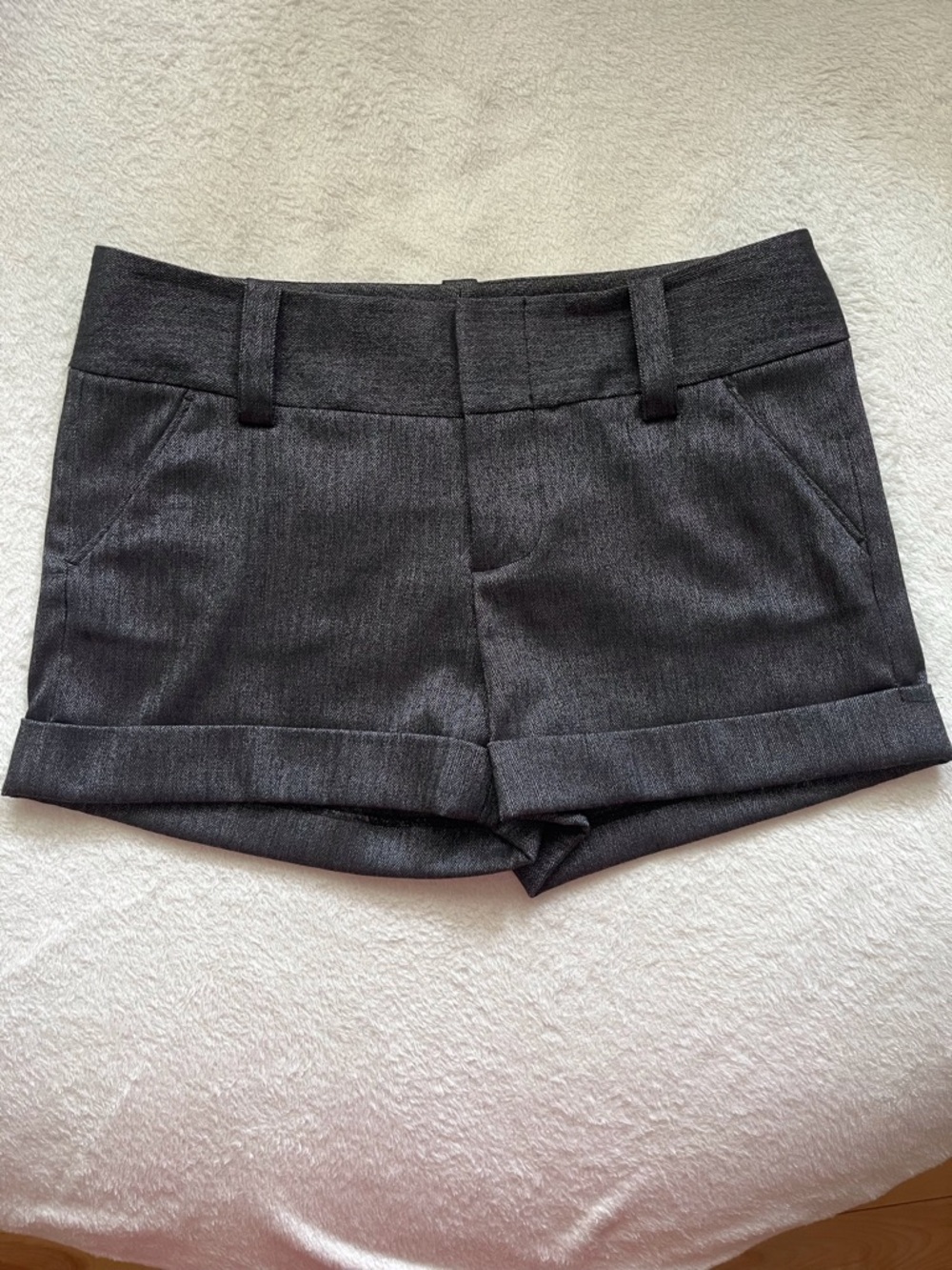 Alice + Olivia Dark Gray/Black Tailored Cuffed Shorts